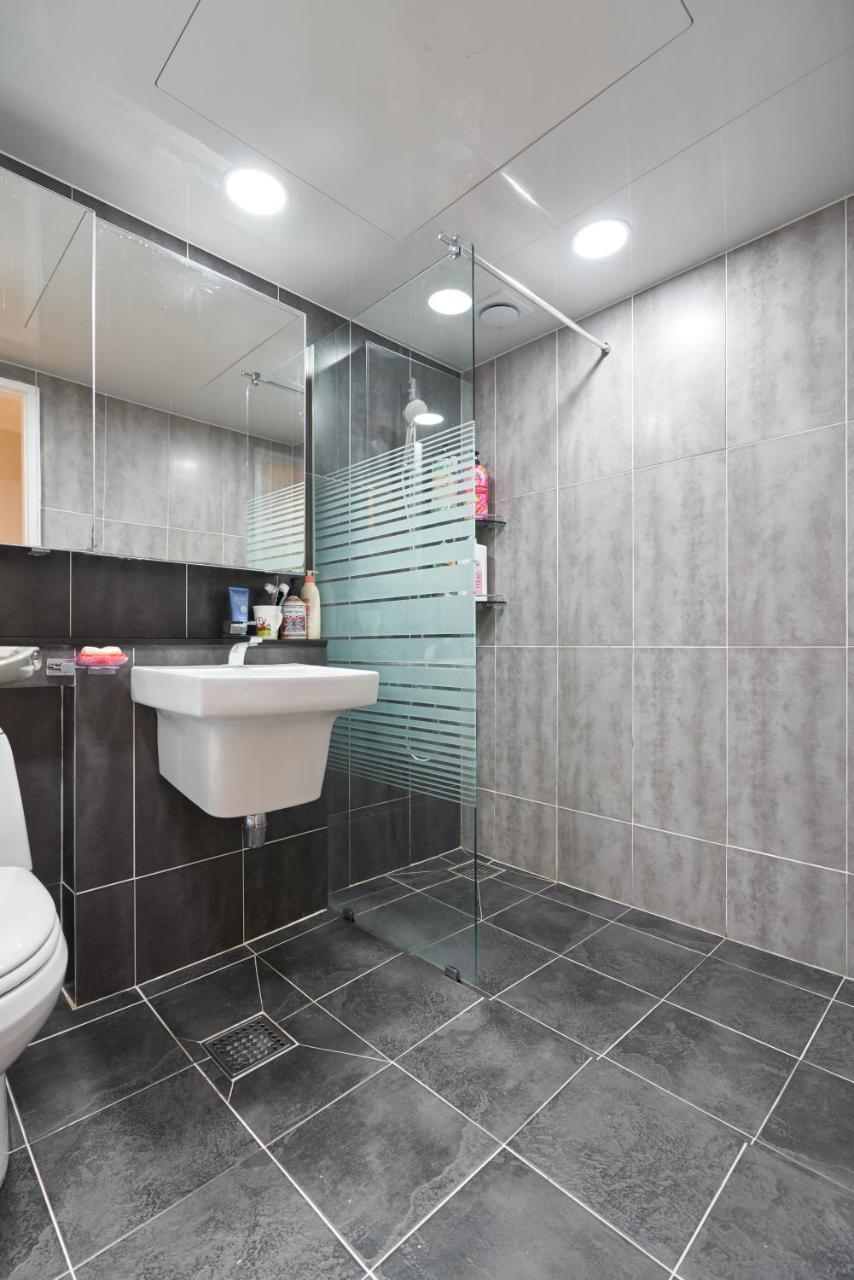 Everlast Guesthouse يونغين الغرفة الصورة